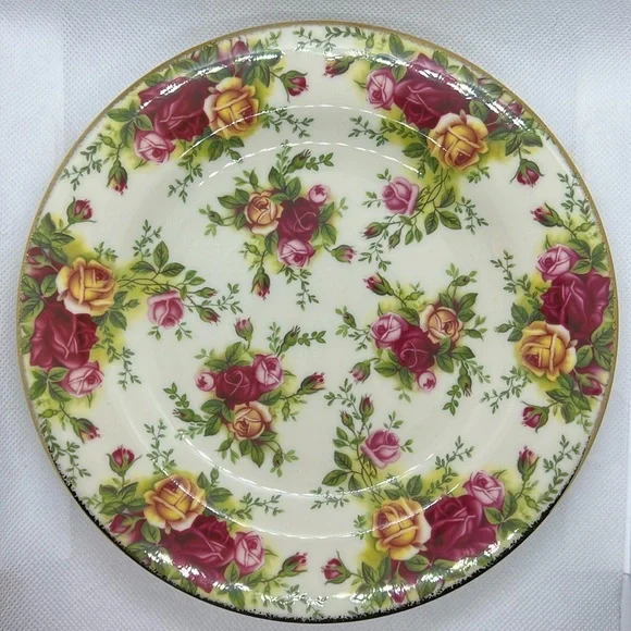 SALAD / DESERT PLATE RARE 1999 ROYAL ALBERT CHINA OLD COUNTRY ROSES CLASIC III - Picture 3 of 9